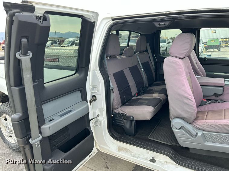 image for item EQ0523 2013 Ford F150 SuperCab pickup truck