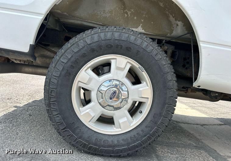 image for item EQ0523 2013 Ford F150 SuperCab pickup truck