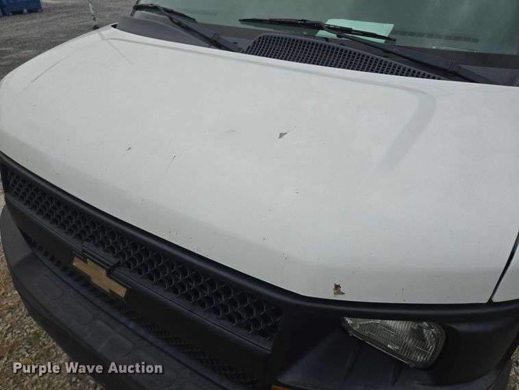 image for item EQ2617 2014 Chevrolet Express van