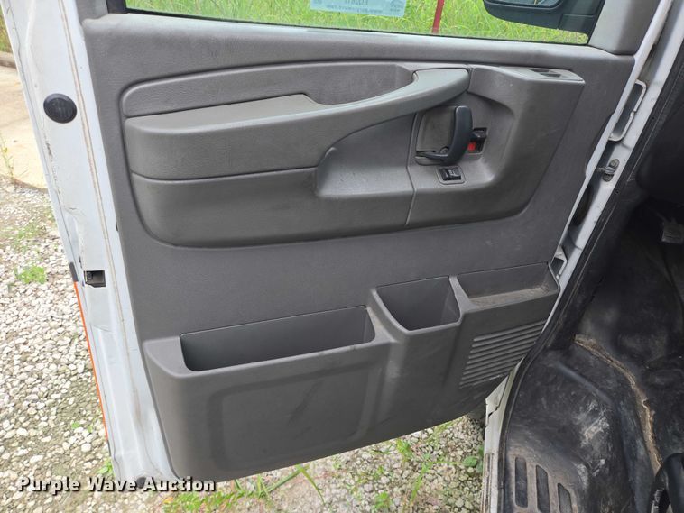 image for item EQ2617 2014 Chevrolet Express van