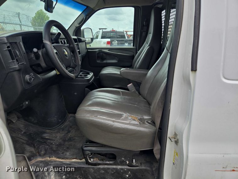 image for item EQ2617 2014 Chevrolet Express van
