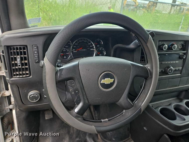 image for item EQ2617 2014 Chevrolet Express van