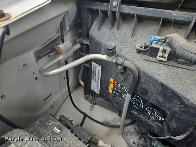 image for item EQ2617 2014 Chevrolet Express van