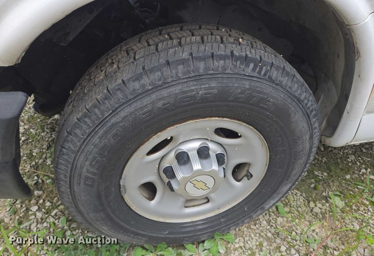 image for item EQ2617 2014 Chevrolet Express van