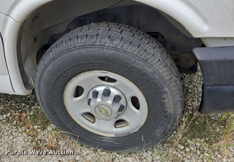 image for item EQ2617 2014 Chevrolet Express van