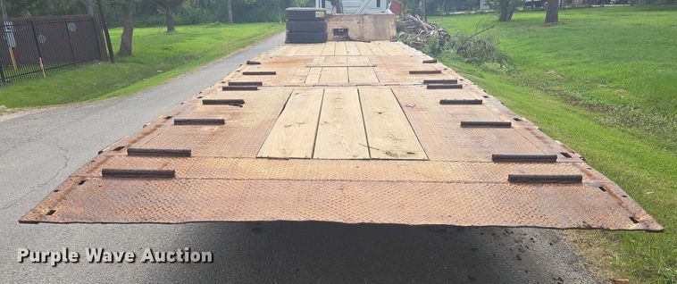 image for item EQ2630 1973 SCHW Drop Deck Trailer