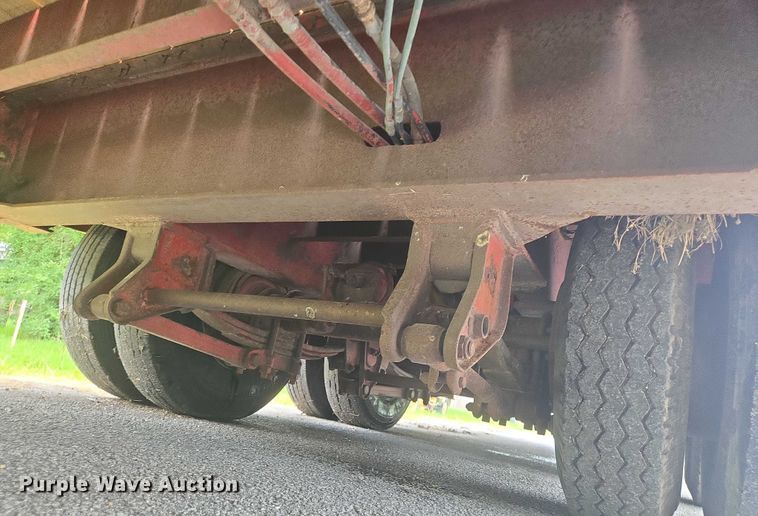 image for item EQ2630 1973 SCHW Drop Deck Trailer