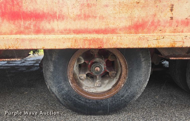 image for item EQ2630 1973 SCHW Drop Deck Trailer