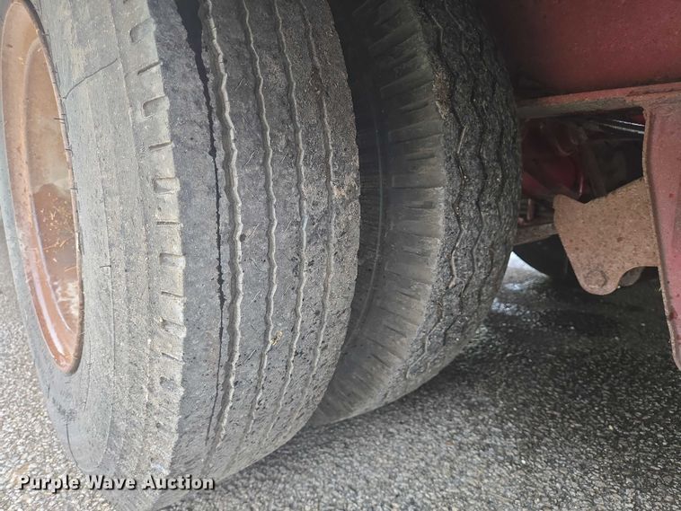 image for item EQ2630 1973 SCHW Drop Deck Trailer