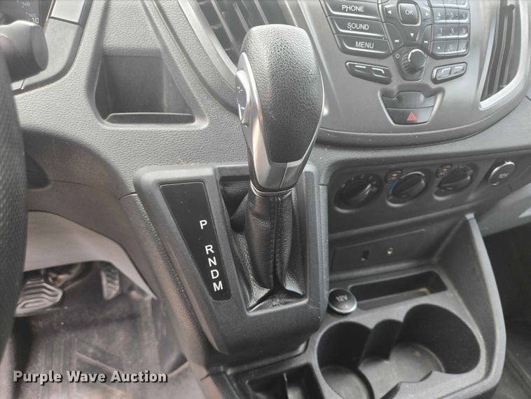 image for item EQ4063 2015 Ford Transit 350 delivery van