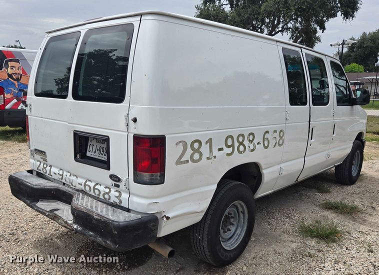 image for item EQ4064 2011 Ford E350 van