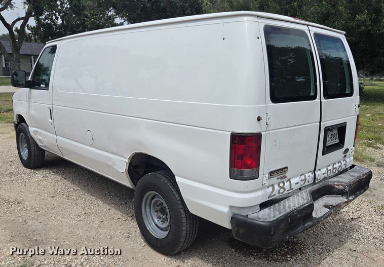 image for item EQ4064 2011 Ford E350 van