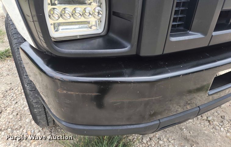 image for item EQ4064 2011 Ford E350 van