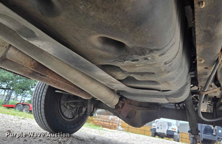 image for item EQ4064 2011 Ford E350 van