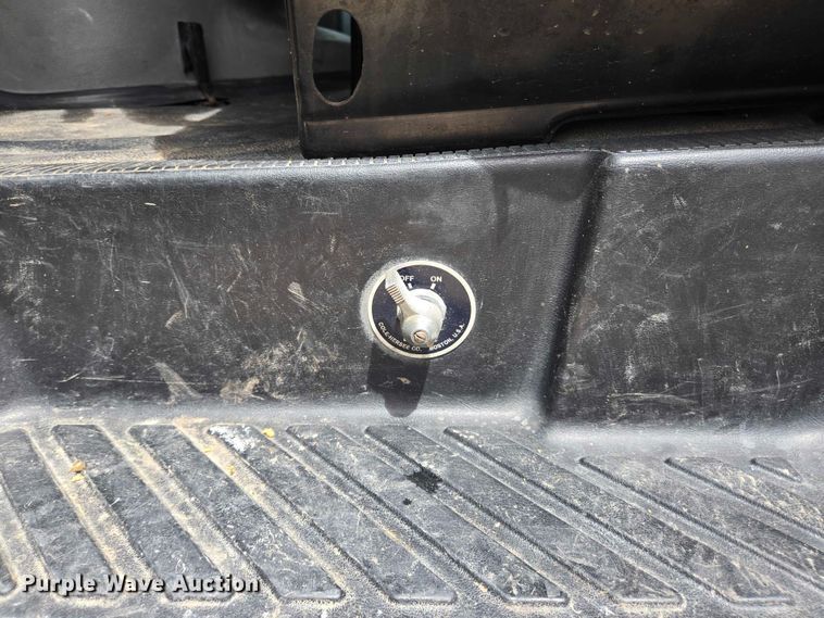 image for item EQ4064 2011 Ford E350 van