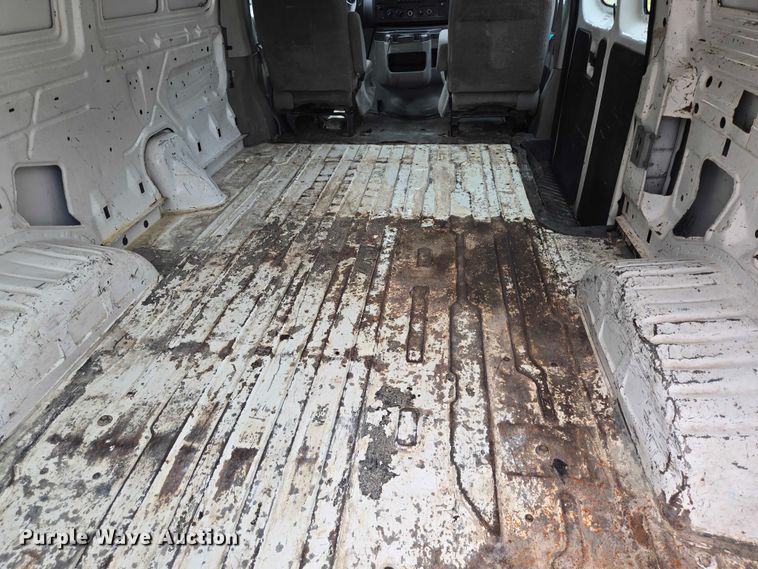 image for item EQ4064 2011 Ford E350 van