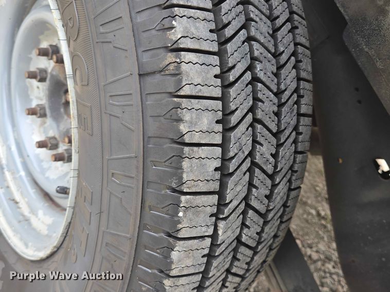 image for item EQ4064 2011 Ford E350 van