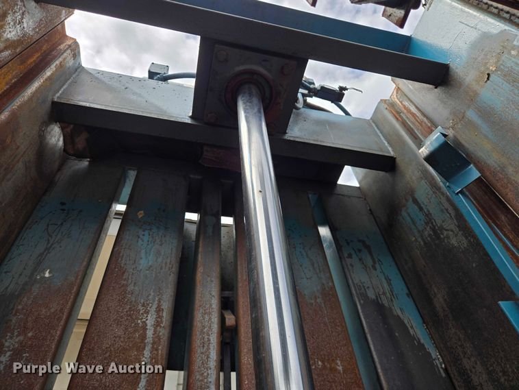 image for item EQ4072 Marathon baler