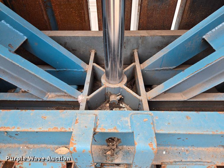 image for item EQ4072 Marathon baler