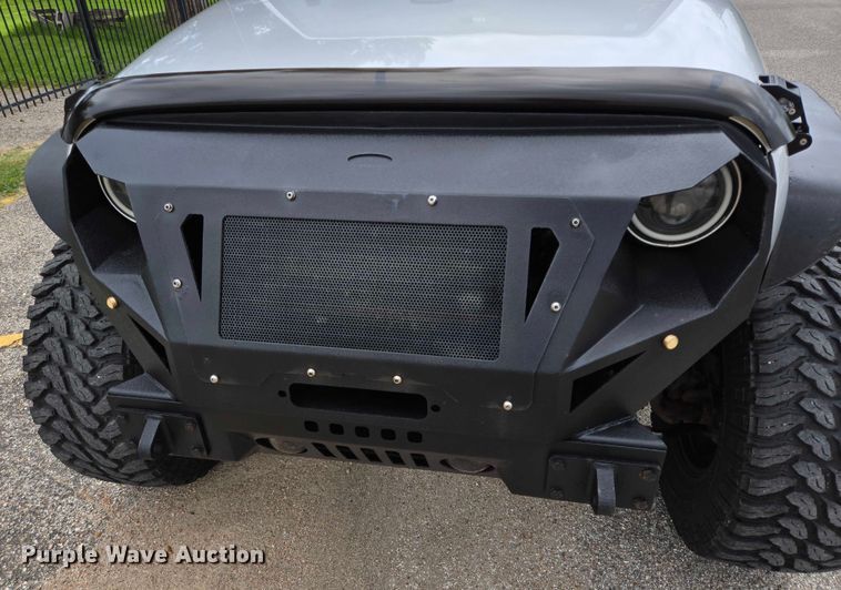 image for item EQ4073 2012 Jeep Wrangler Unlimited SUV