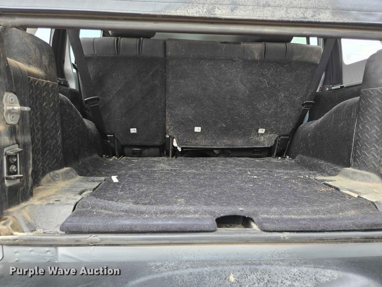 image for item EQ4073 2012 Jeep Wrangler Unlimited SUV