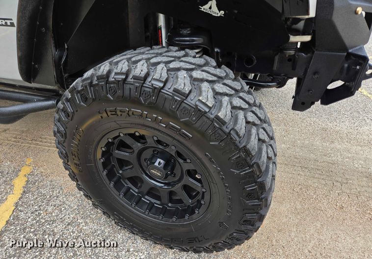 image for item EQ4073 2012 Jeep Wrangler Unlimited SUV