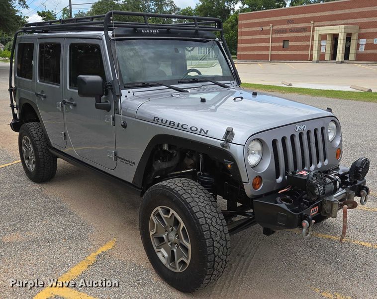 image for item EQ4074 2013 Jeep Wrangler Unlimited Rubicon SUV