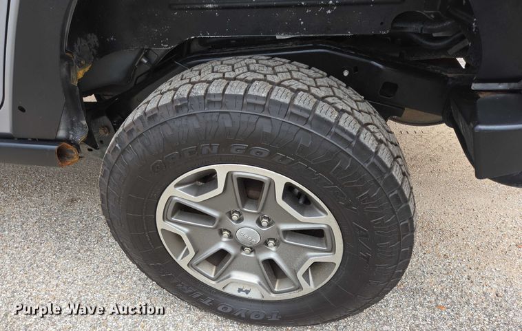 image for item EQ4074 2013 Jeep Wrangler Unlimited Rubicon SUV