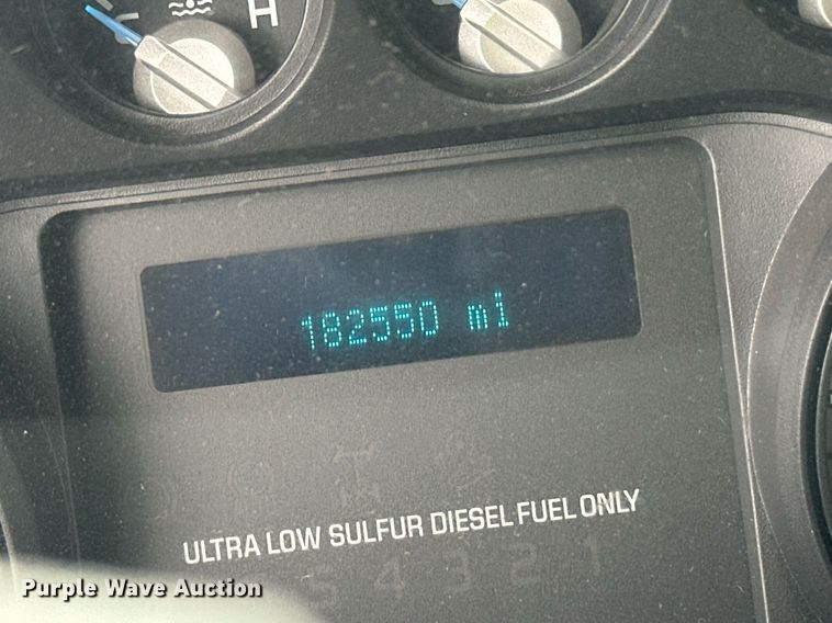 image for item EQ4712 2012 Ford F550 SuperCab utility / service truck