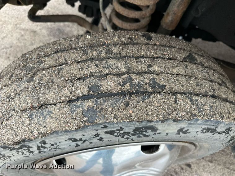 image for item EQ4712 2012 Ford F550 SuperCab utility / service truck