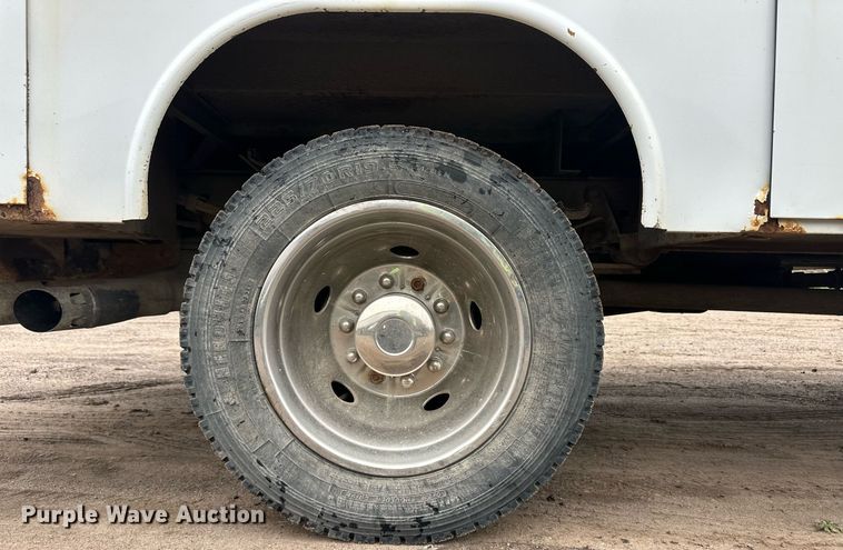 image for item EQ4712 2012 Ford F550 SuperCab utility / service truck