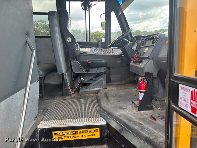 image for item ER2227 2011 Thomas Built school bus