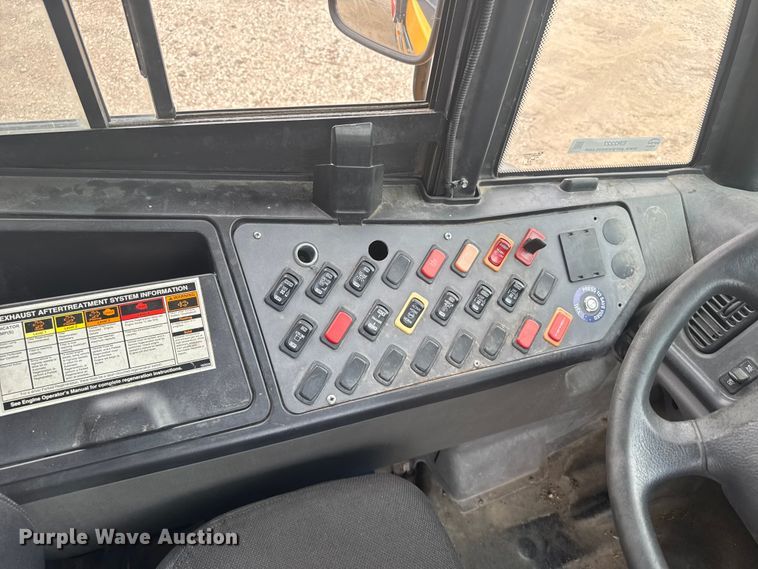 image for item ER2227 2011 Thomas Built school bus