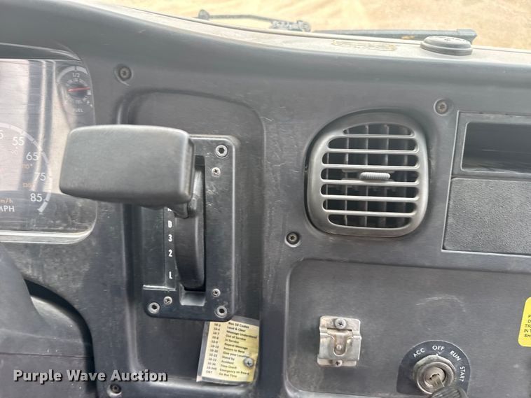 image for item ER2227 2011 Thomas Built school bus