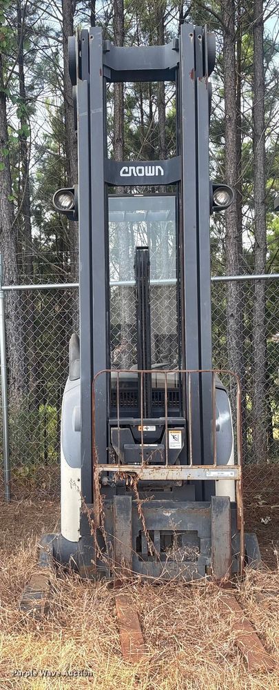 image for item ET7001 Crown RR 5000 Series order picker