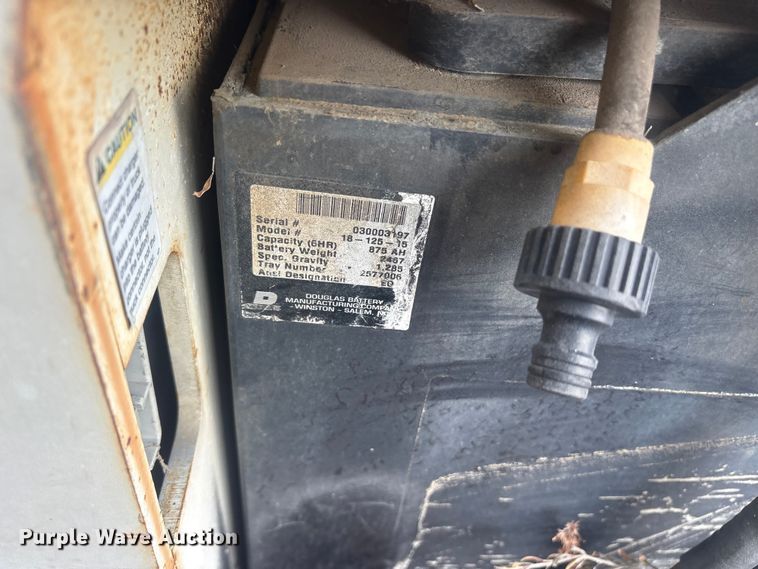 image for item ET7001 Crown RR 5000 Series order picker