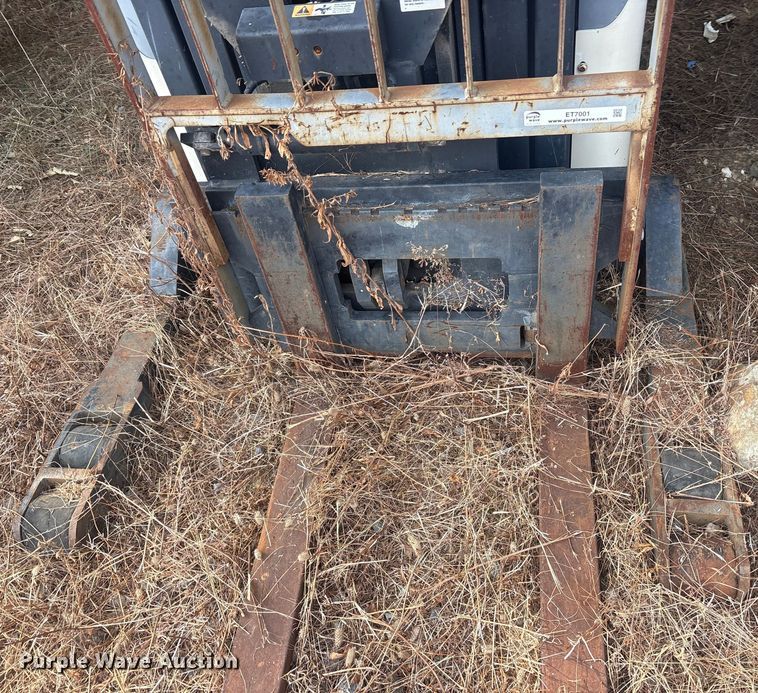 image for item ET7001 Crown RR 5000 Series order picker