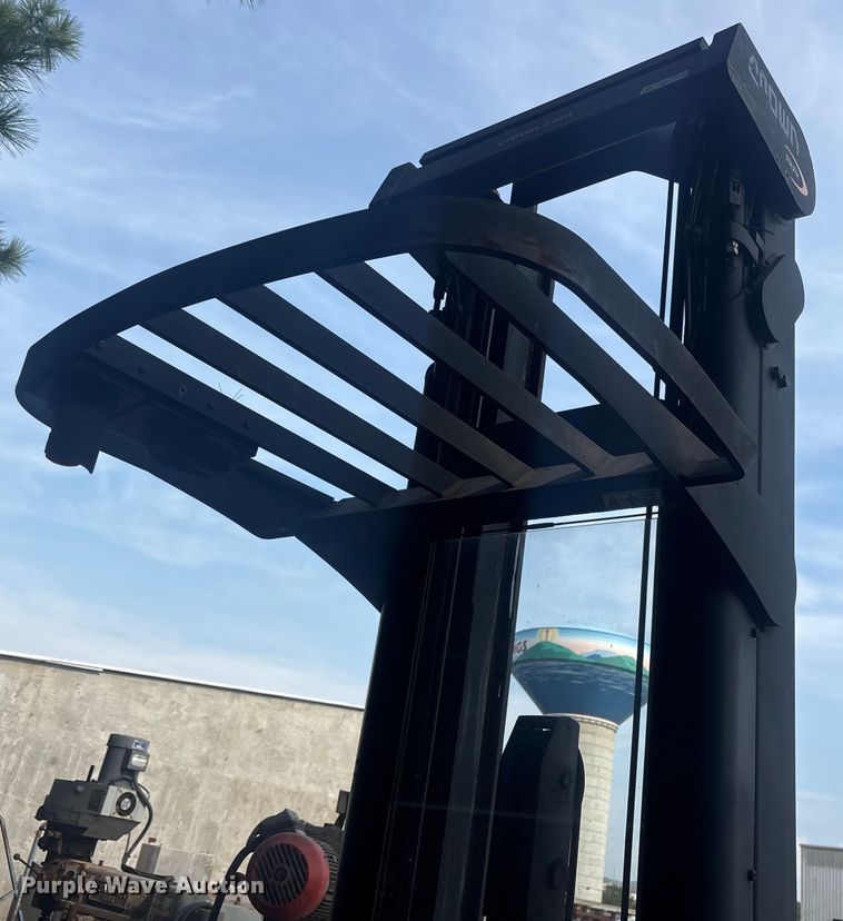 image for item ET7002 Crown RR 5200 Series order picker