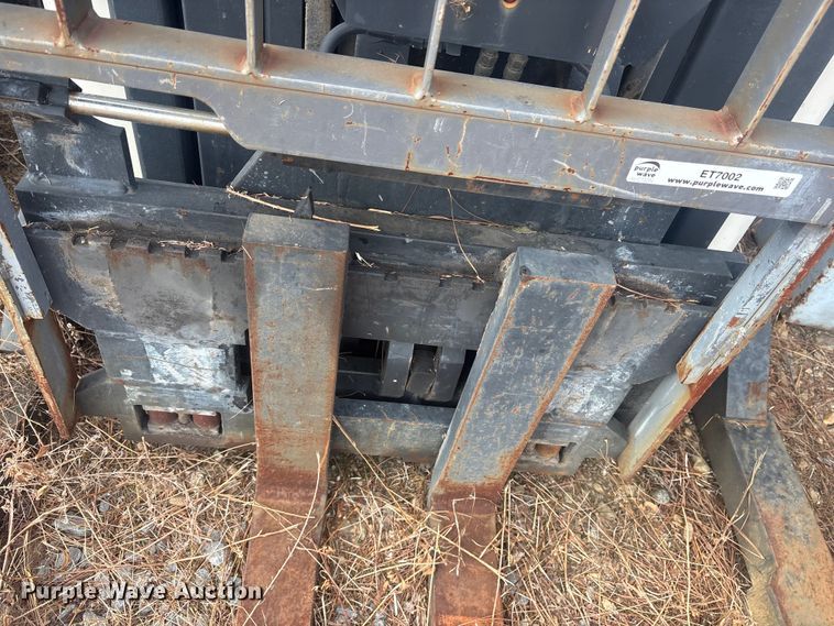 image for item ET7002 Crown RR 5200 Series order picker