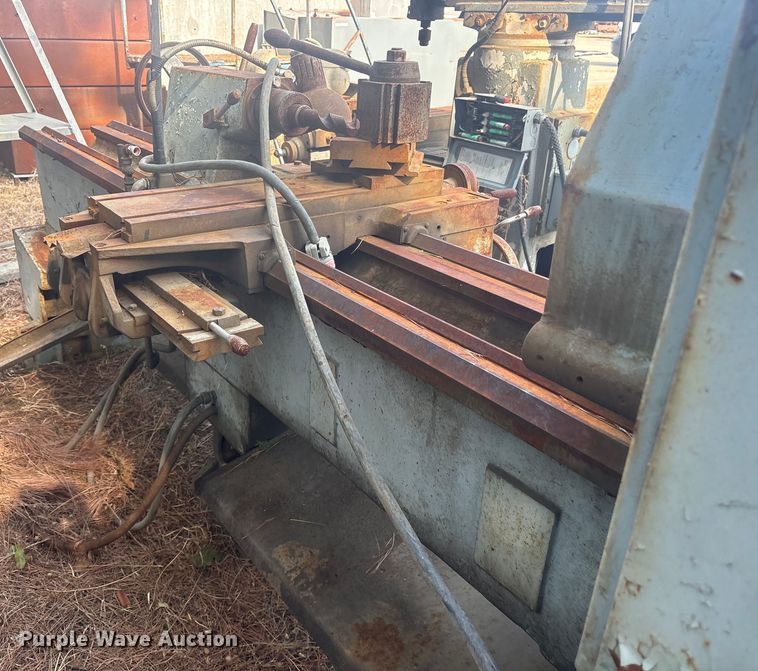 image for item ET7004 Ponar Wrockar TUR-50 lathe