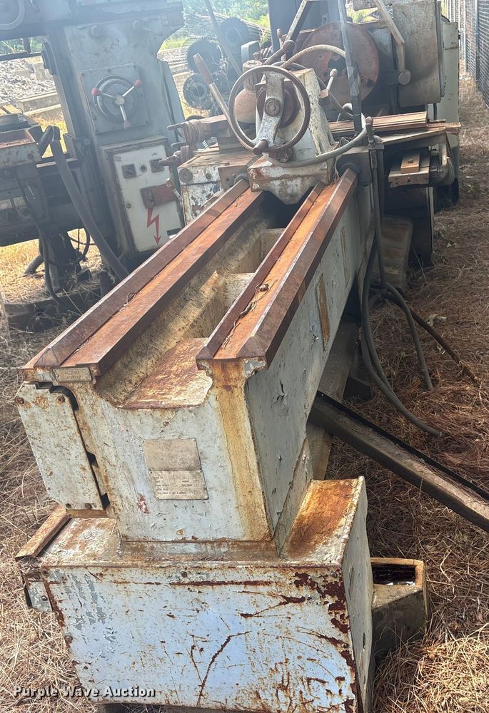 image for item ET7004 Ponar Wrockar TUR-50 lathe