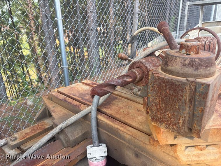 image for item ET7004 Ponar Wrockar TUR-50 lathe