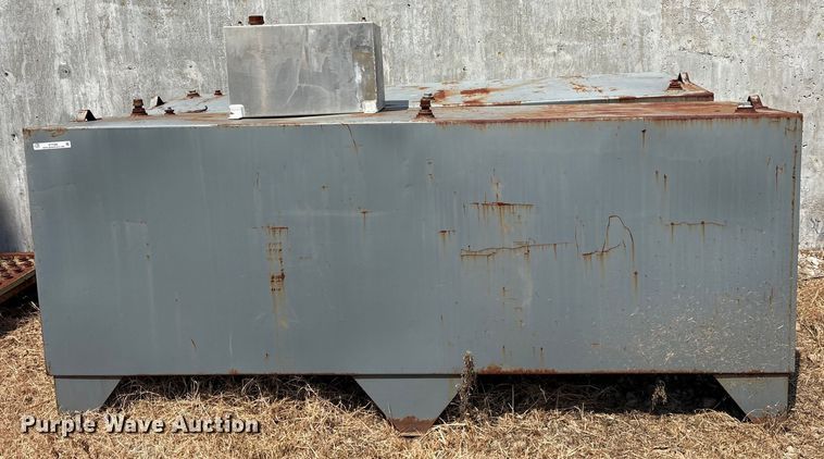 image for item ET7008  (3) oil tanks