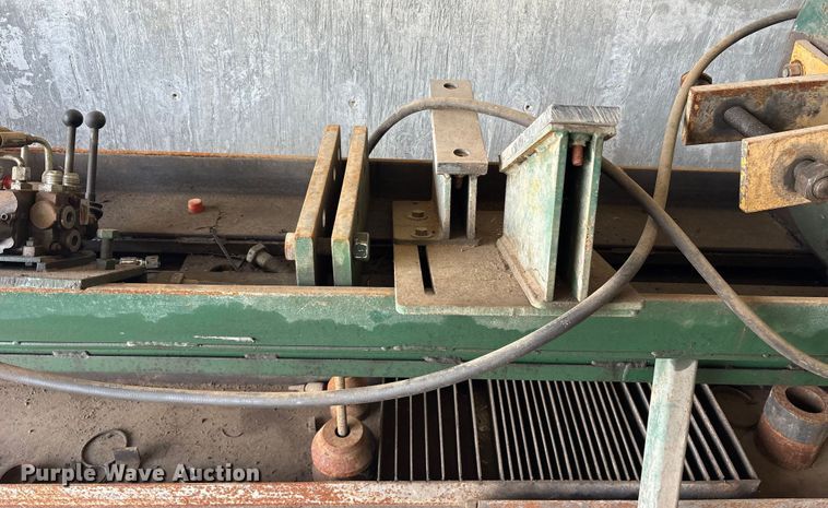 image for item ET7011 Hydraulic cylinder repair bench