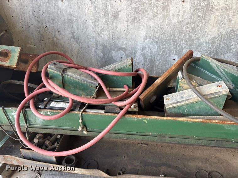 image for item ET7011 Hydraulic cylinder repair bench