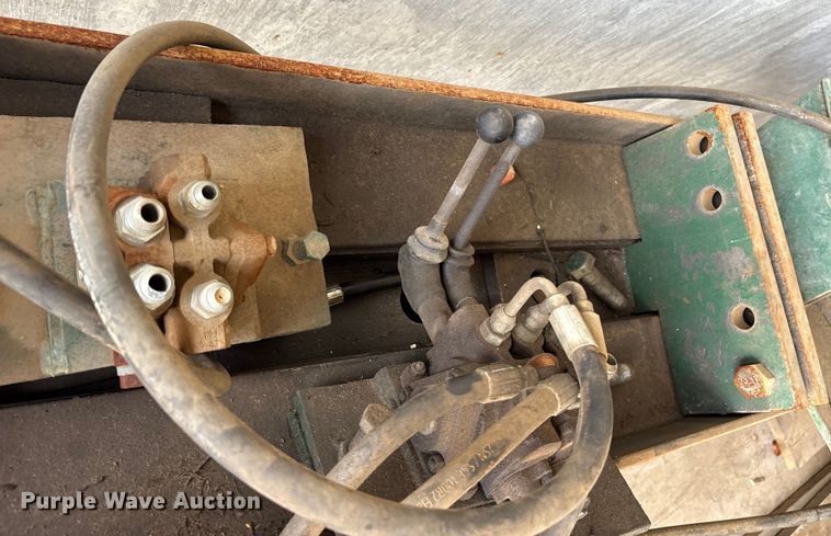 image for item ET7011 Hydraulic cylinder repair bench