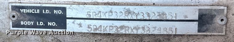 image for item EU2061 2000 Workhorse 1 Ton Nominal food truck