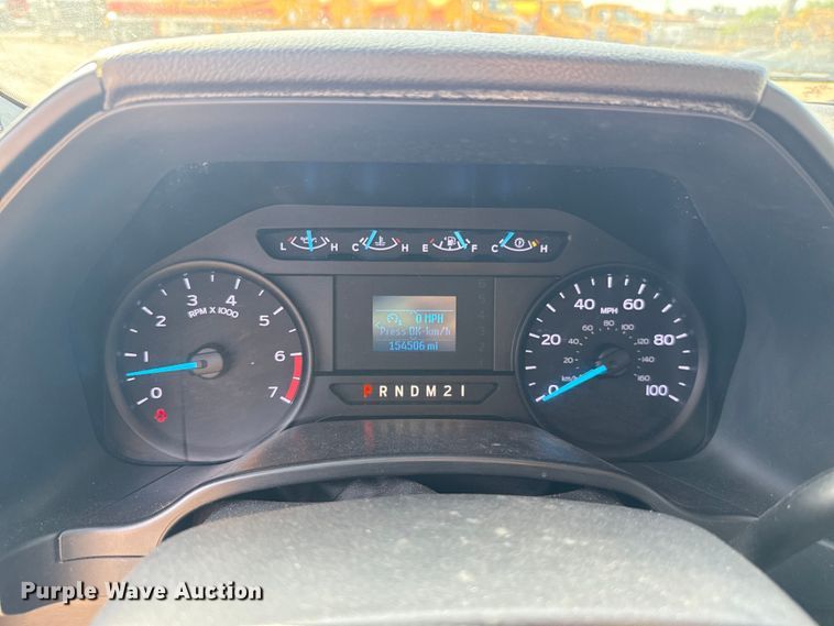 image for item EU2062 2019 Ford F350 Super Duty  utility bed pickup truck