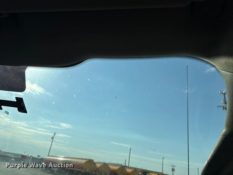 image for item EU2062 2019 Ford F350 Super Duty  utility bed pickup truck