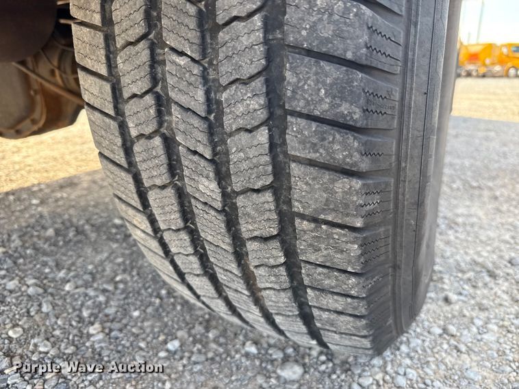 image for item EU2062 2019 Ford F350 Super Duty  utility bed pickup truck